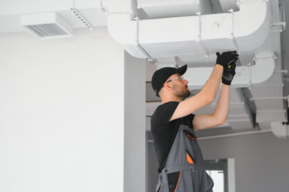 Liderroll apresenta metodologia inovadora para lançamento de dutos em terrenos inclinados durante audiência do projeto Subida da Serra, destaca Paulo Roberto Gomes Fernandes.