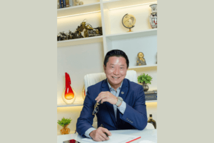 Milton Seigi Hayashi faz alertas sobre redes sociais e cirurgia plástica.